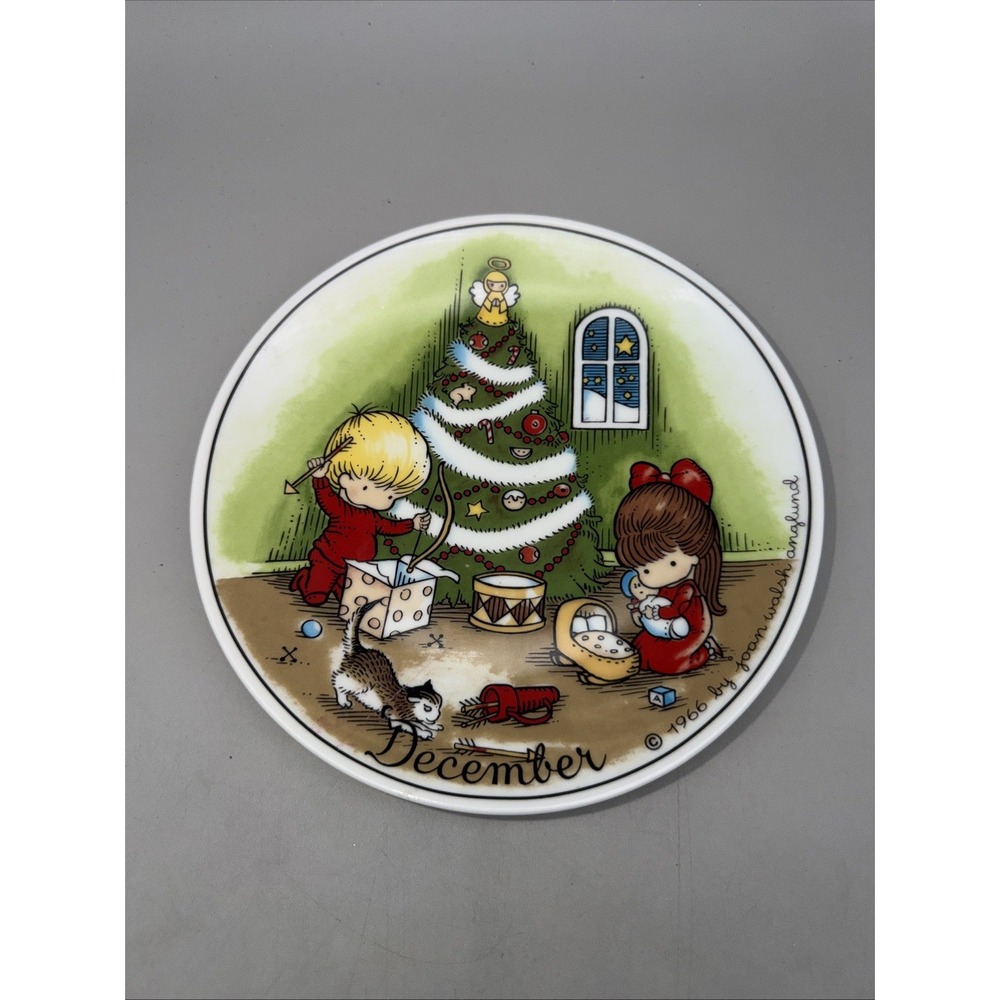 VTG Joan Walsh Anglund December Christmas Plate 1966 W. Germany
